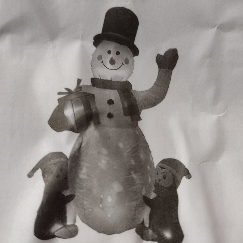 NEW 6ft inflatable light up xmas snowman